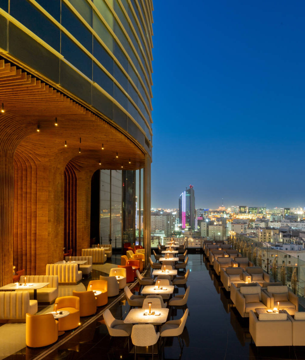 SkyView-Outdoor-Terrace